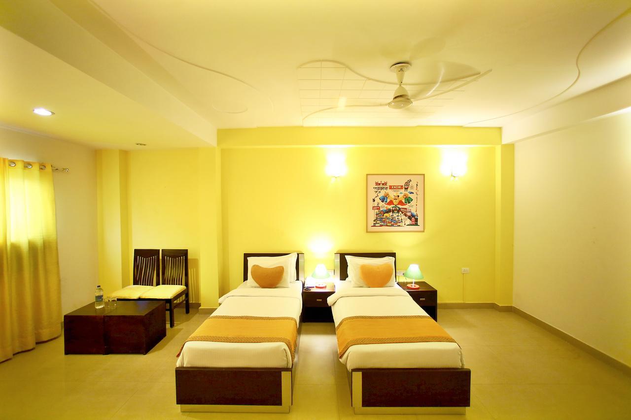 Hotel Lohmod At National Highway 8 - Free Airport Transffer New Delhi Exterior photo